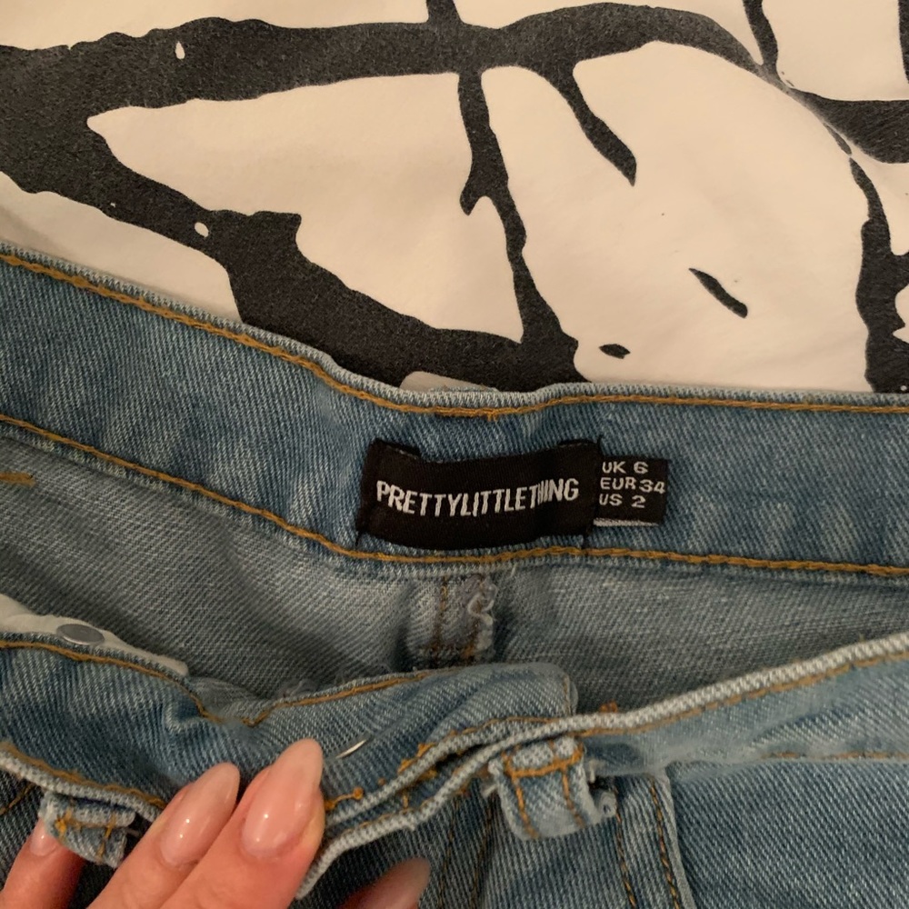 PLT SHORTS - Picture 3 of 3